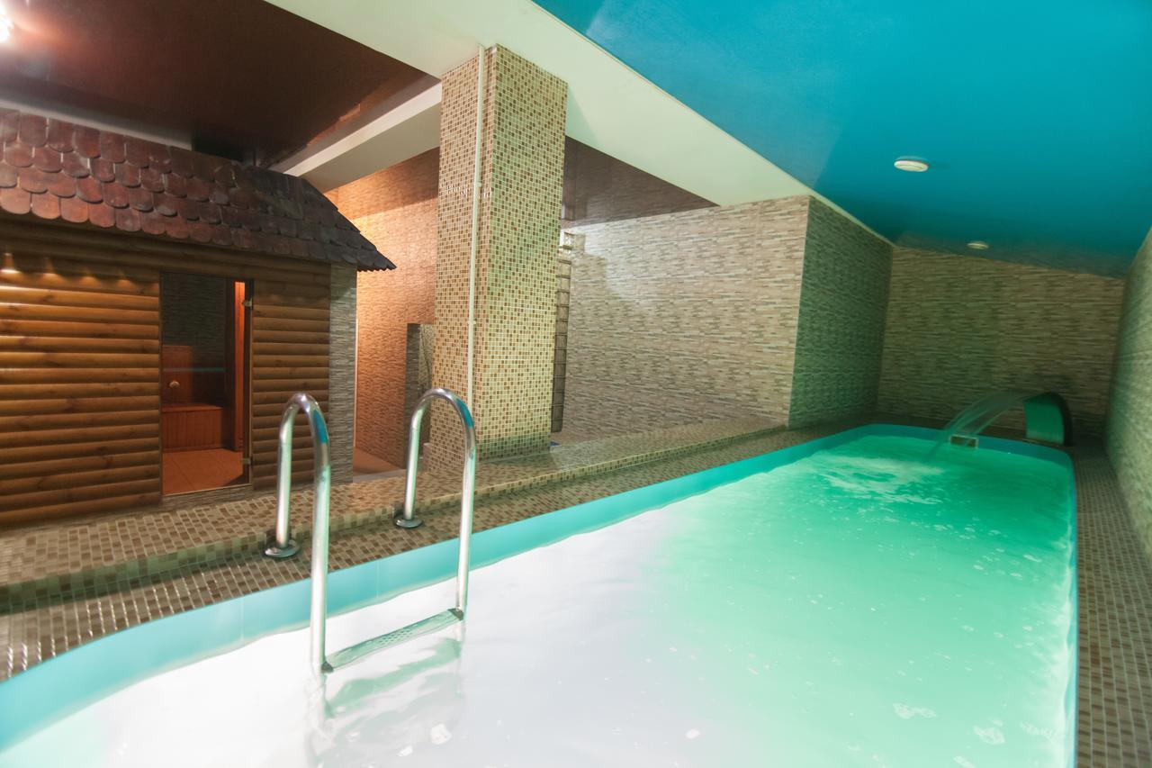 Hotel Prietenia Bender Exterior foto